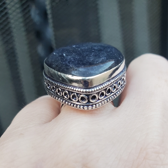 New Huge Heart Shaped Iolite in Sunstone 925 Silver Ring. - Picture 11 of 16